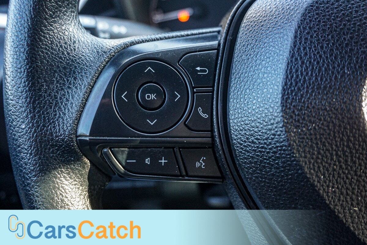 CARSCATCH - Used vehicle - SEDAN TOYOTA COROLLA 2023