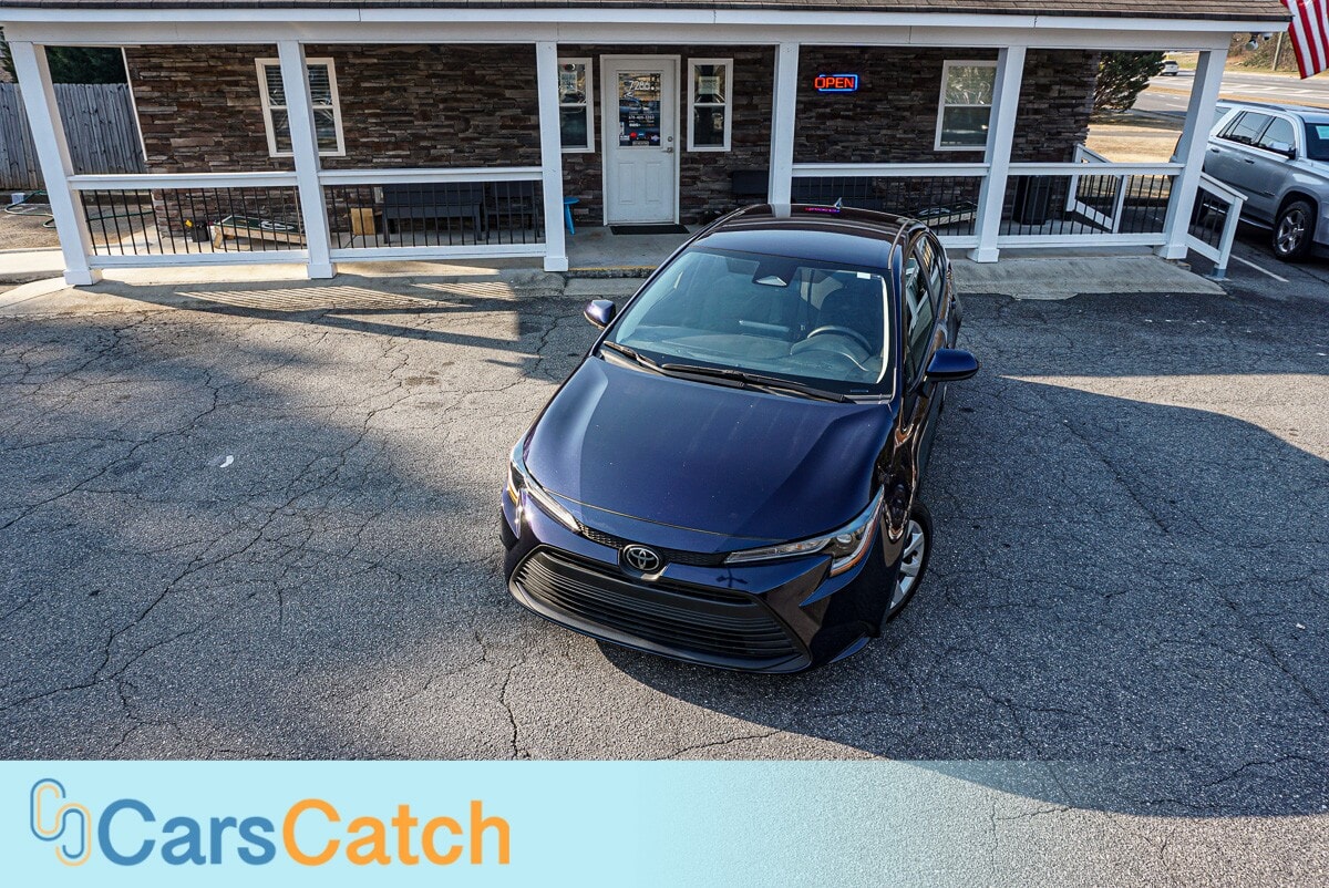 CARSCATCH - Used vehicle - SEDAN TOYOTA COROLLA 2023