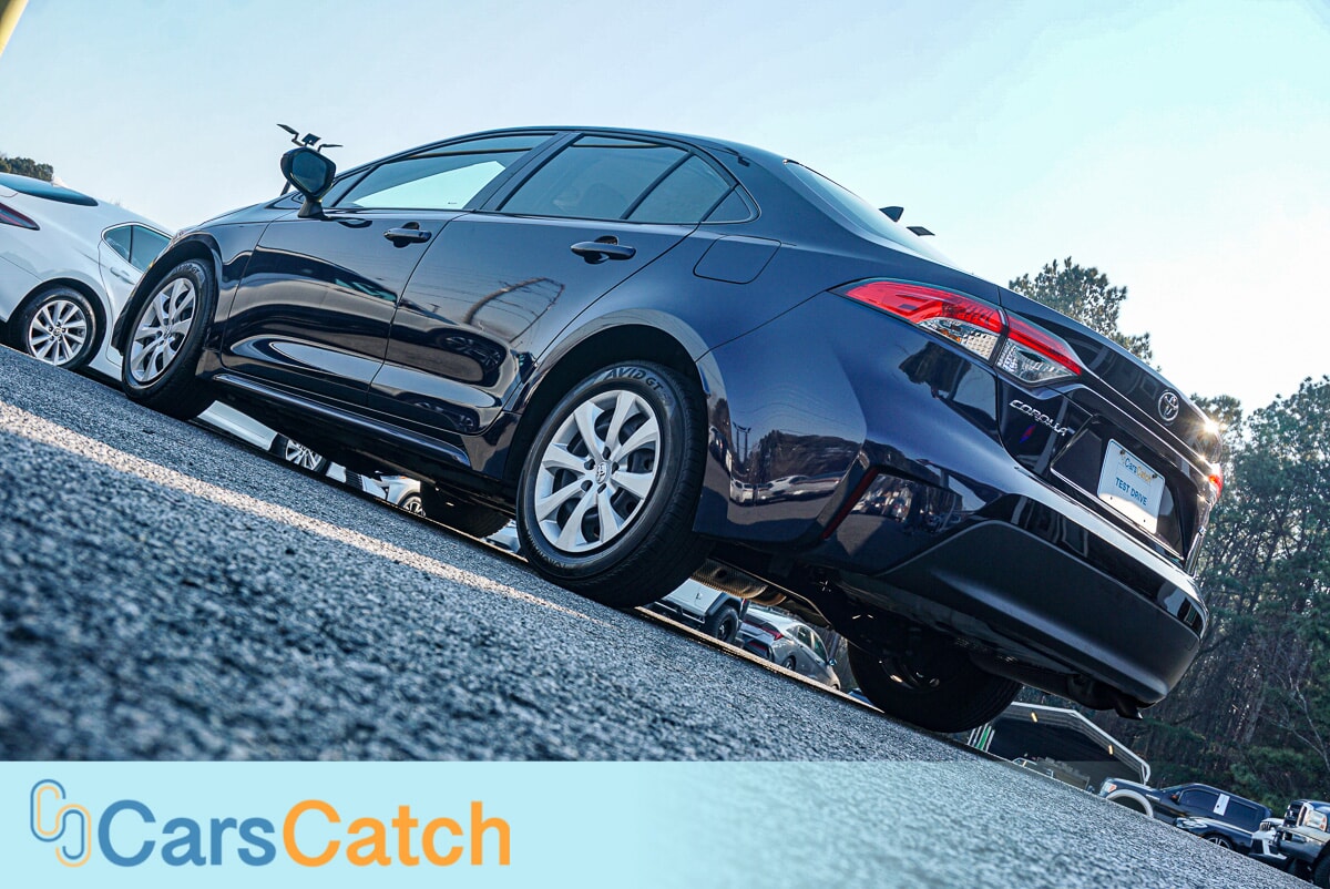 CARSCATCH - Used vehicle - SEDAN TOYOTA COROLLA 2023
