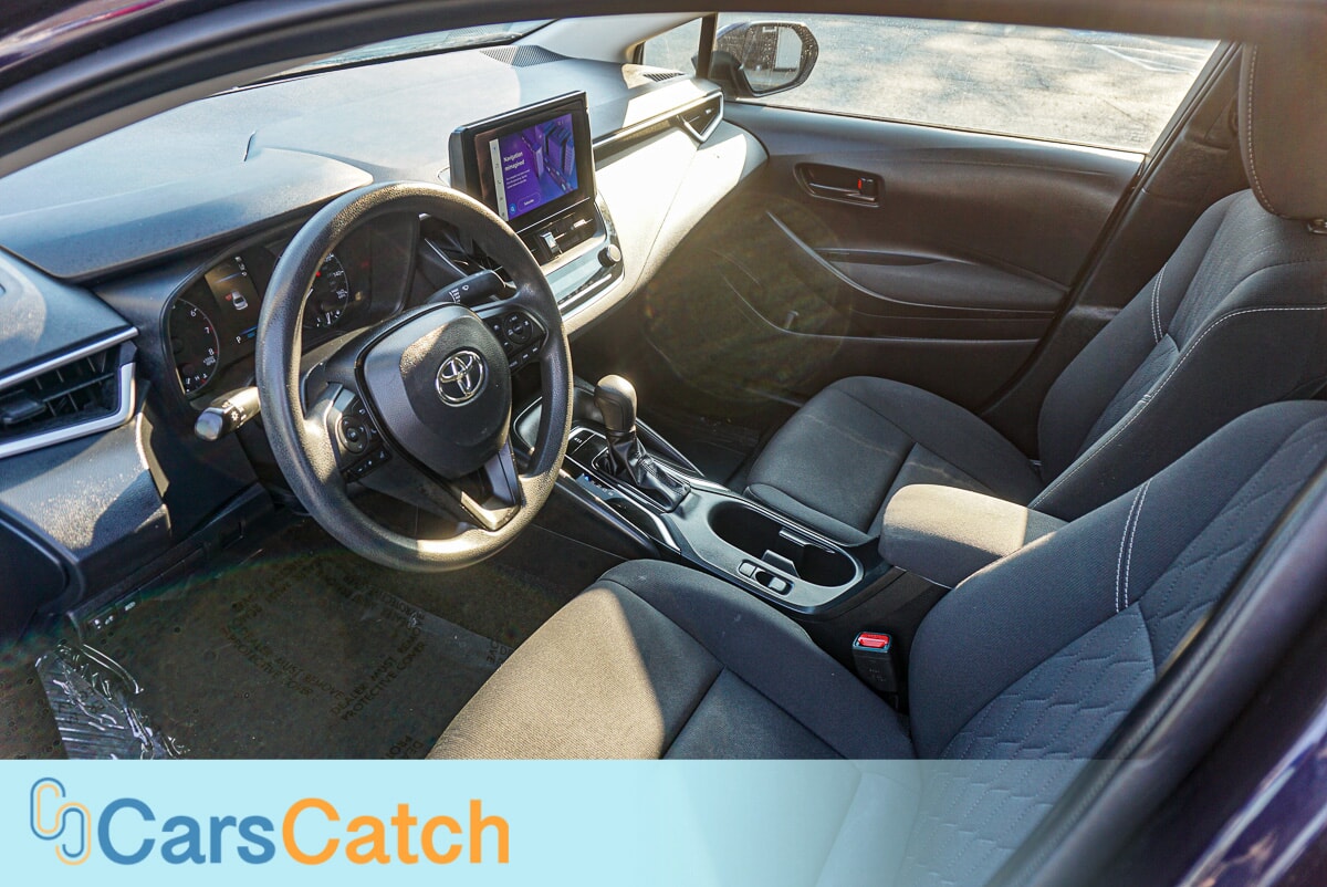 CARSCATCH - Used vehicle - SEDAN TOYOTA COROLLA 2023
