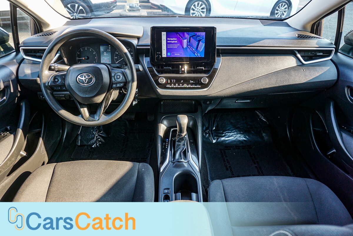 CARSCATCH - Used vehicle - SEDAN TOYOTA COROLLA 2023