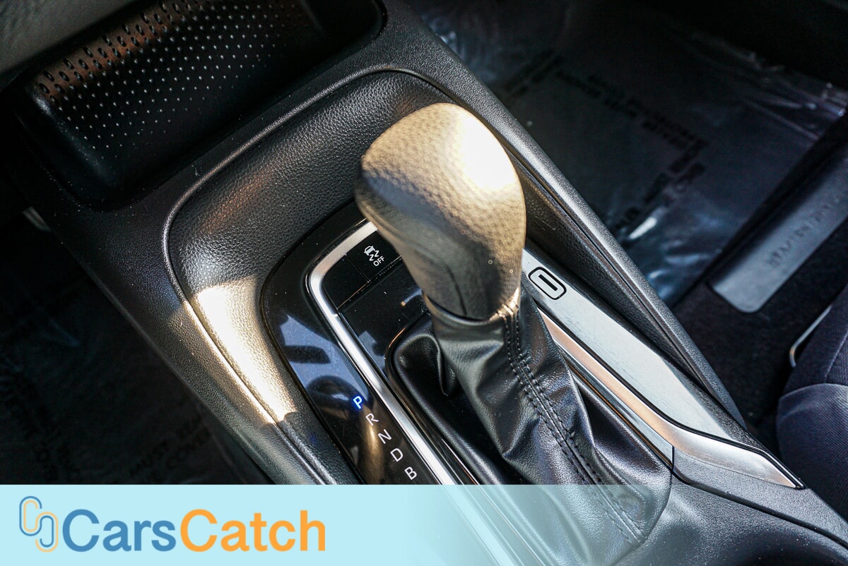 CARSCATCH - Used vehicle - SEDAN TOYOTA COROLLA 2023