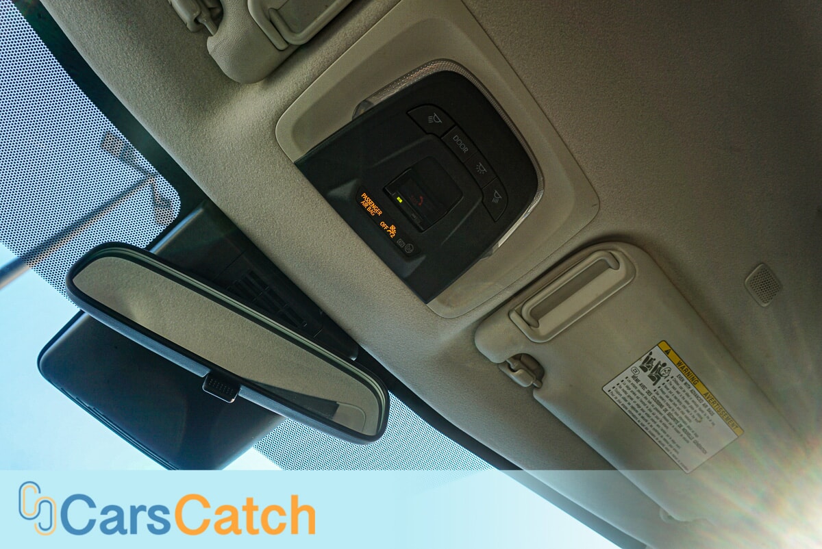 CARSCATCH - Used vehicle - SEDAN TOYOTA COROLLA 2023