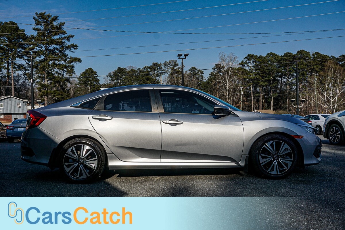 CARSCATCH - Used vehicle - SEDAN HONDA CIVIC 2017