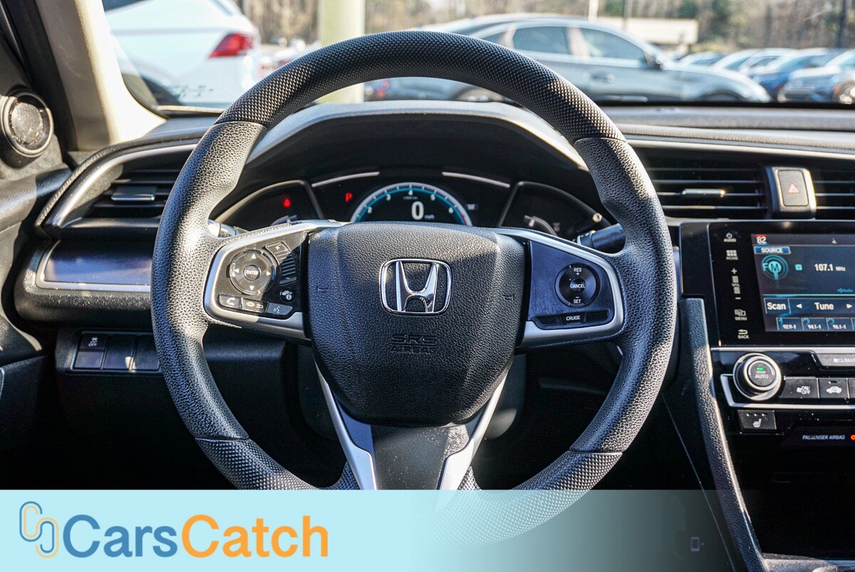 CARSCATCH - Used vehicle - SEDAN HONDA CIVIC 2017