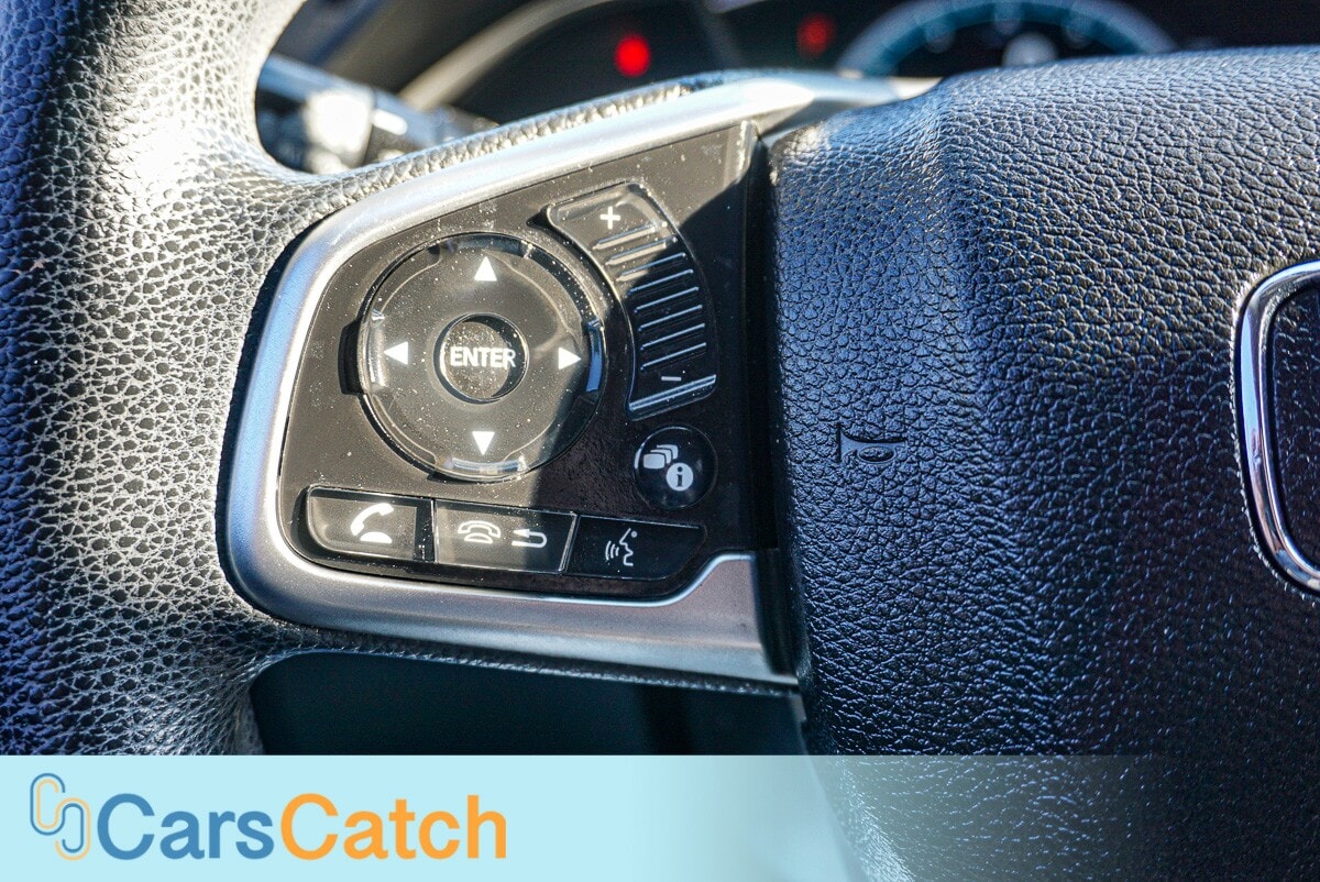 CARSCATCH - Used vehicle - SEDAN HONDA CIVIC 2017