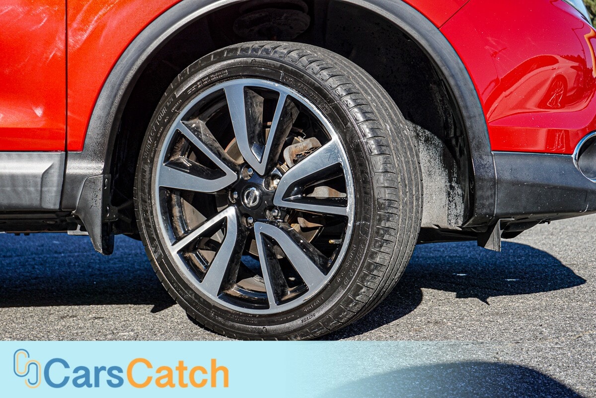 CARSCATCH - Used vehicle - SUV NISSAN ROGUE SPORT 2018