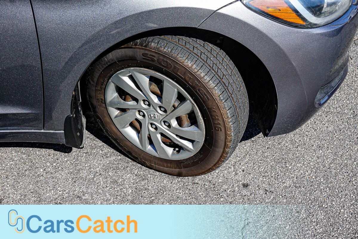 CARSCATCH - Used vehicle - SEDAN HYUNDAI ELANTRA 2018