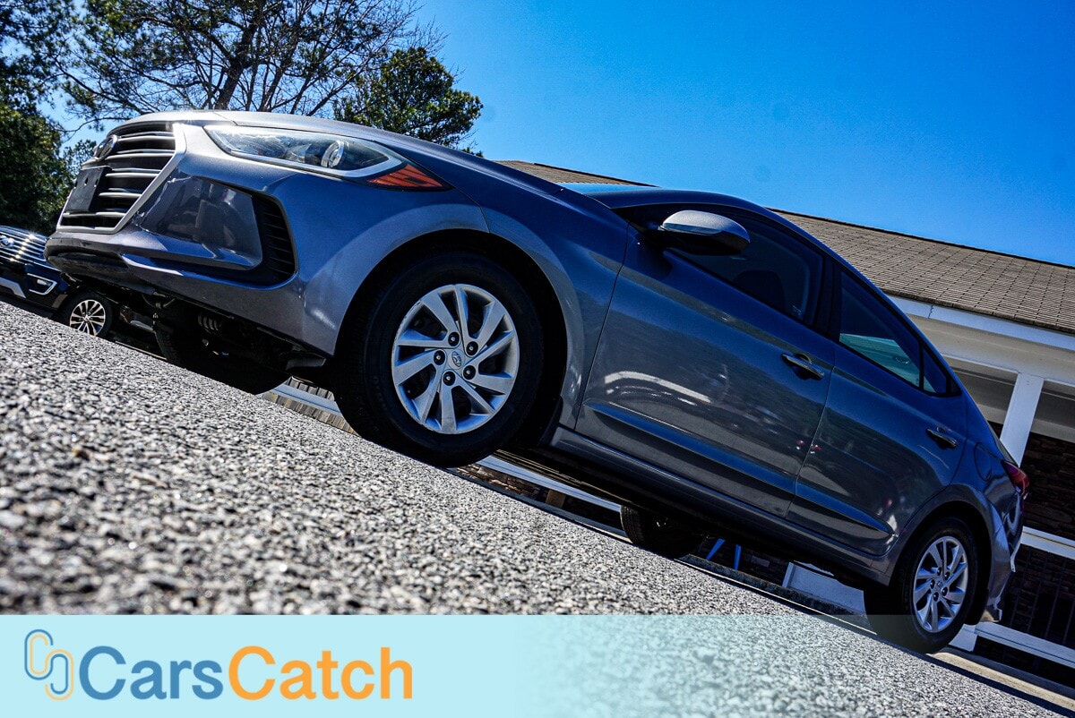 CARSCATCH - Used vehicle - SEDAN HYUNDAI ELANTRA 2018