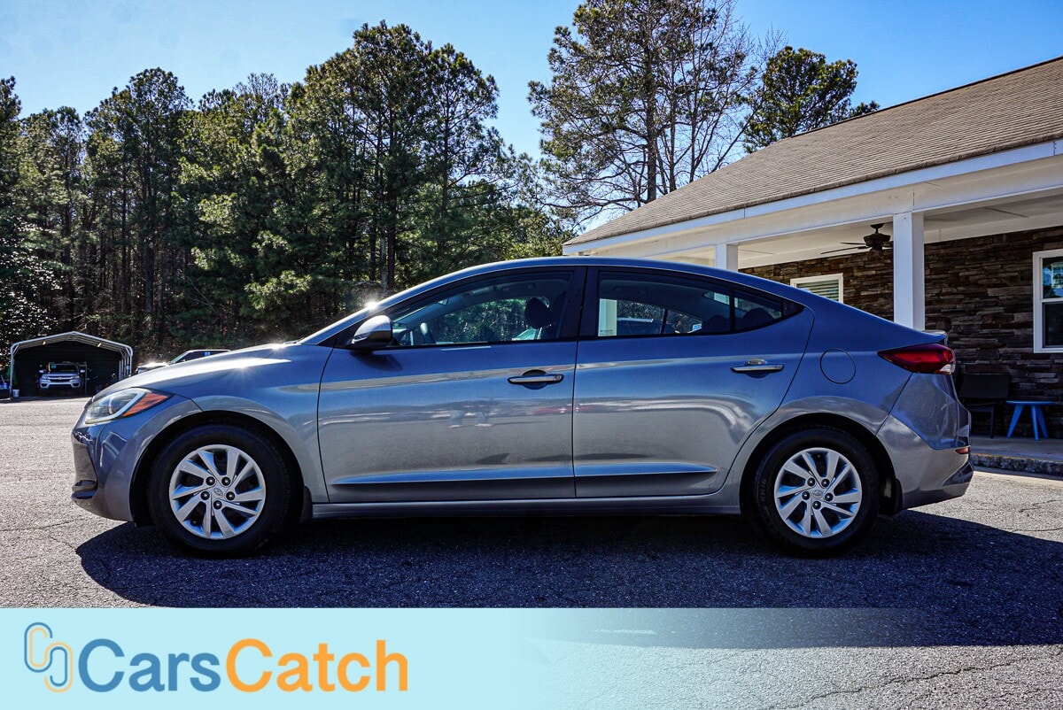 CARSCATCH - Used vehicle - SEDAN HYUNDAI ELANTRA 2018