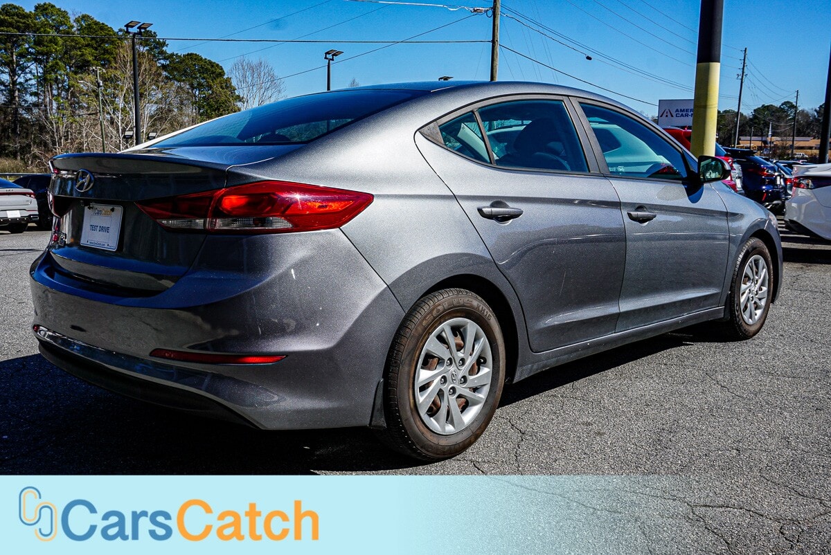 CARSCATCH - Used vehicle - SEDAN HYUNDAI ELANTRA 2018
