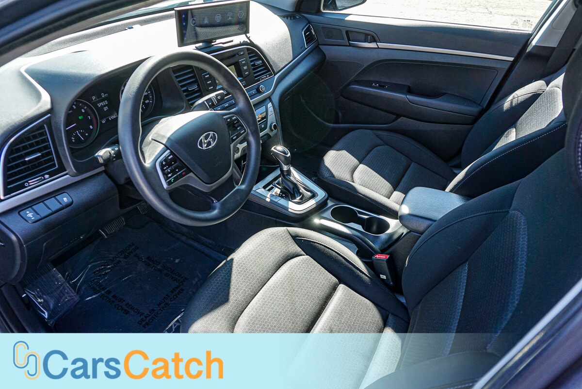 CARSCATCH - Used vehicle - SEDAN HYUNDAI ELANTRA 2018