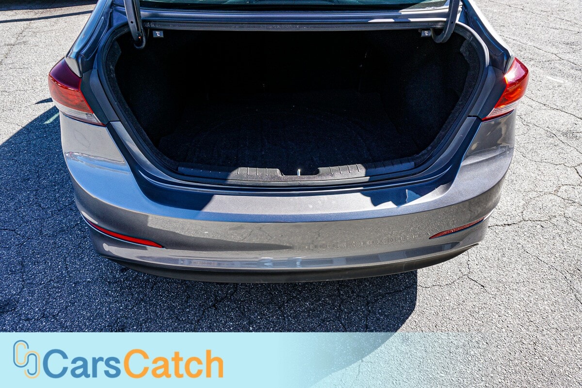 CARSCATCH - Used vehicle - SEDAN HYUNDAI ELANTRA 2018