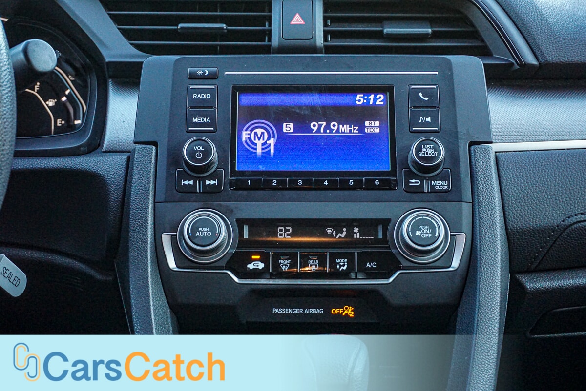 CARSCATCH - Used vehicle - SEDAN HONDA CIVIC 2016