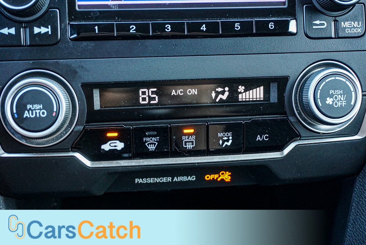 CARSCATCH - Used vehicle - SEDAN HONDA CIVIC 2016