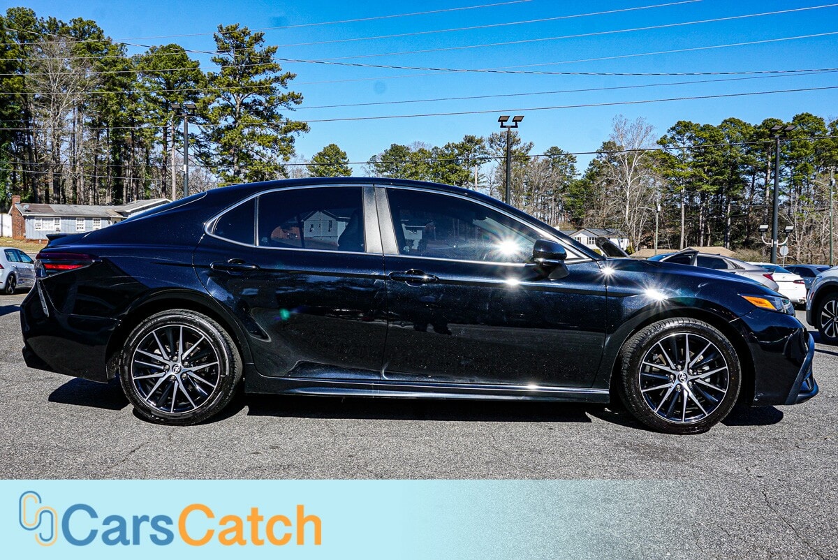 CARSCATCH - Used vehicle - SEDAN TOYOTA CAMRY 2022