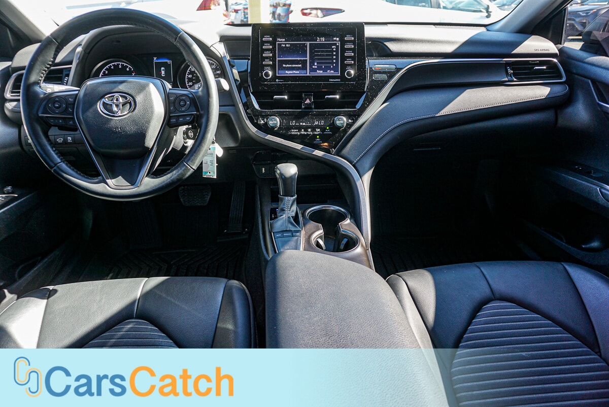 CARSCATCH - Used vehicle - SEDAN TOYOTA CAMRY 2022