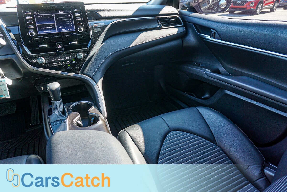 CARSCATCH - Used vehicle - SEDAN TOYOTA CAMRY 2022