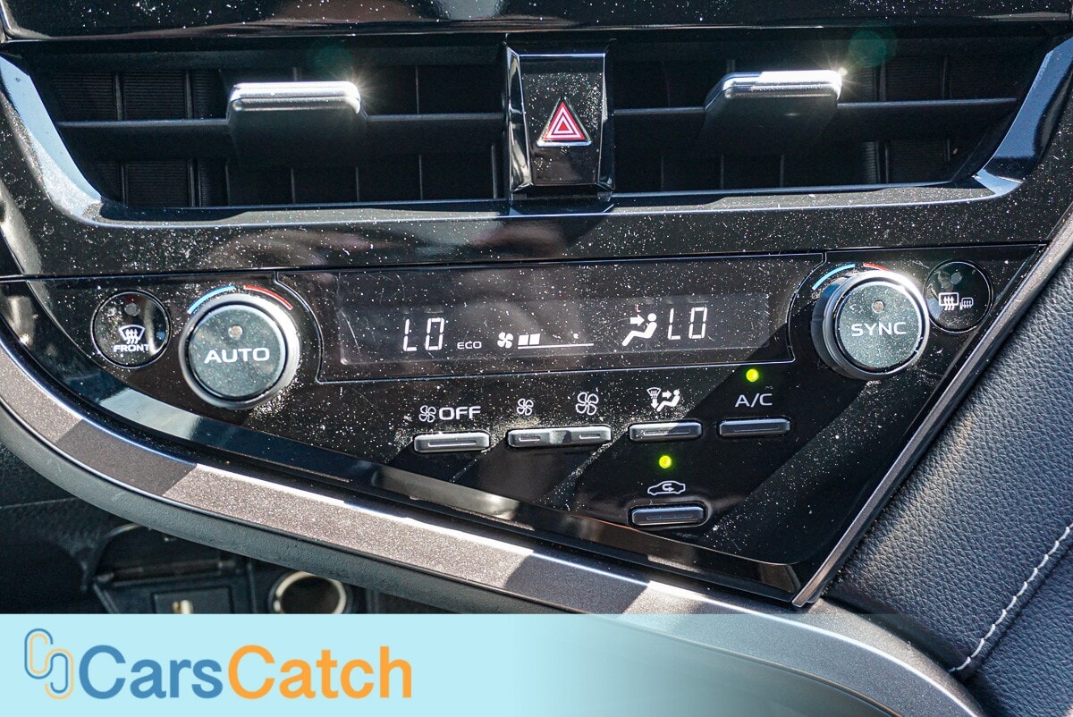 CARSCATCH - Used vehicle - SEDAN TOYOTA CAMRY 2022