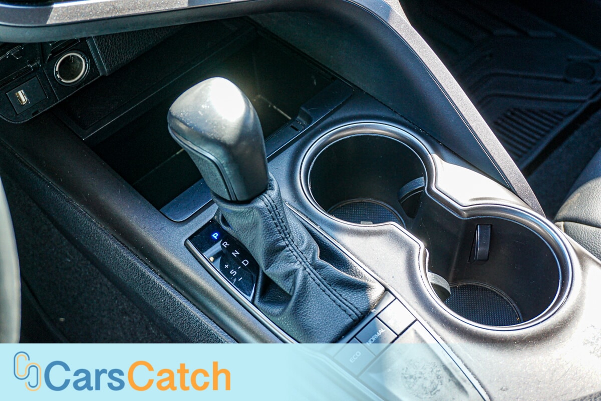 CARSCATCH - Used vehicle - SEDAN TOYOTA CAMRY 2022