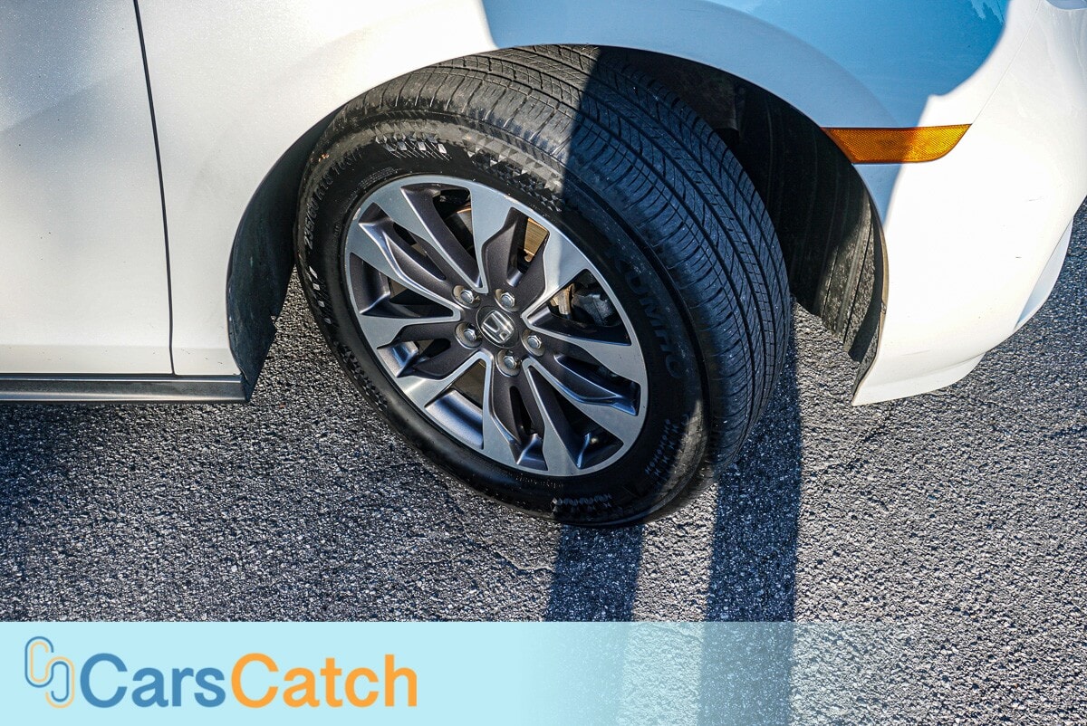 CARSCATCH - Used vehicle - MINIVAN HONDA ODYSSEY 2022