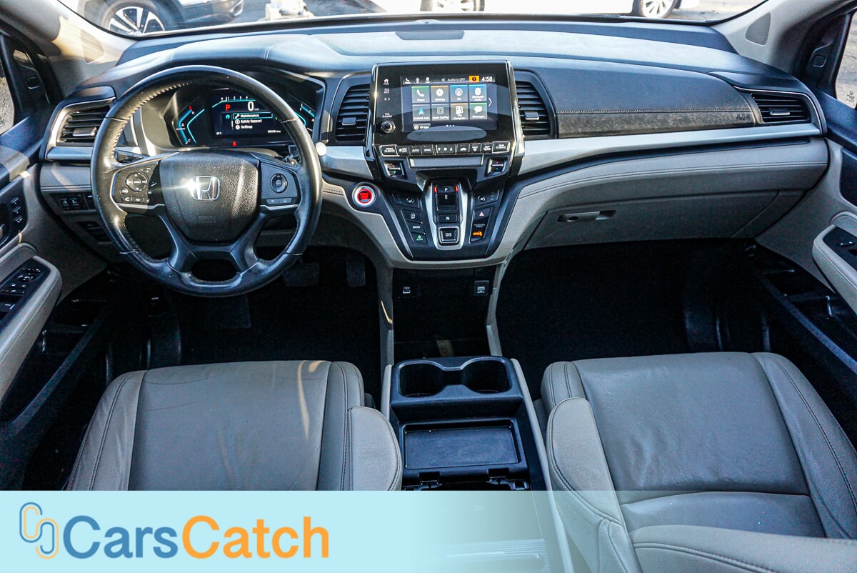 CARSCATCH - Used vehicle - MINIVAN HONDA ODYSSEY 2022