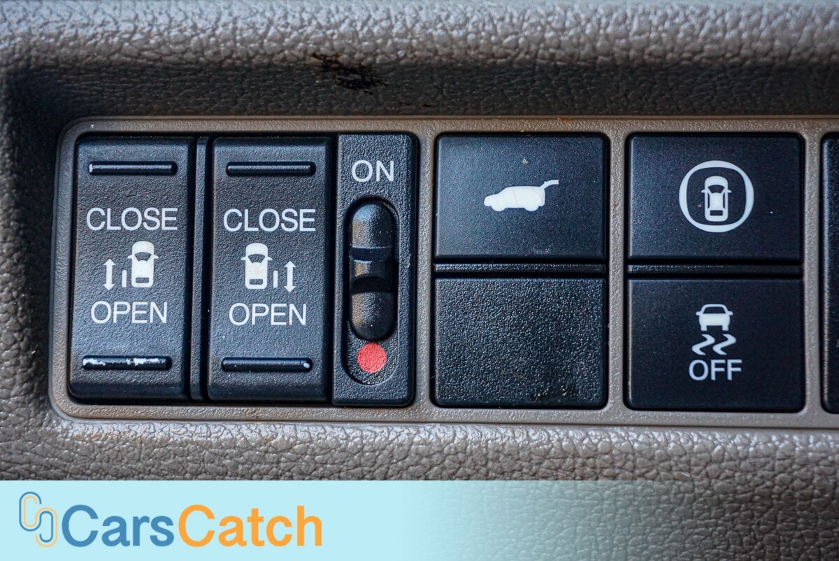 CARSCATCH - Used vehicle - MINIVAN HONDA ODYSSEY 2022