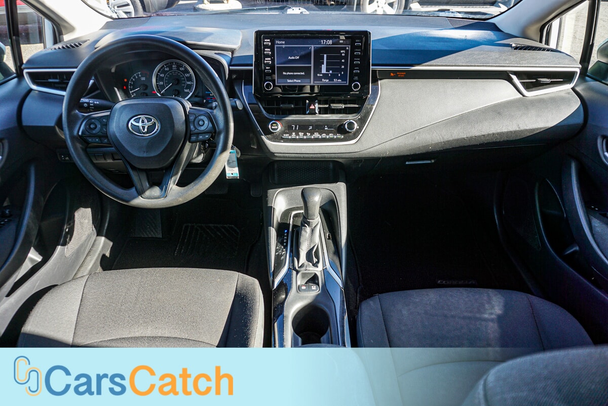 CARSCATCH - Used vehicle - SEDAN TOYOTA COROLLA 2020