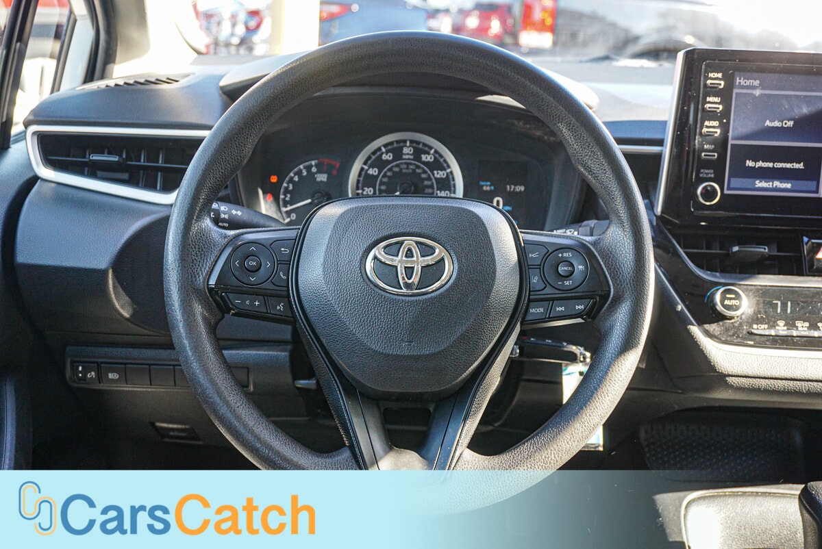 CARSCATCH - Used vehicle - SEDAN TOYOTA COROLLA 2020