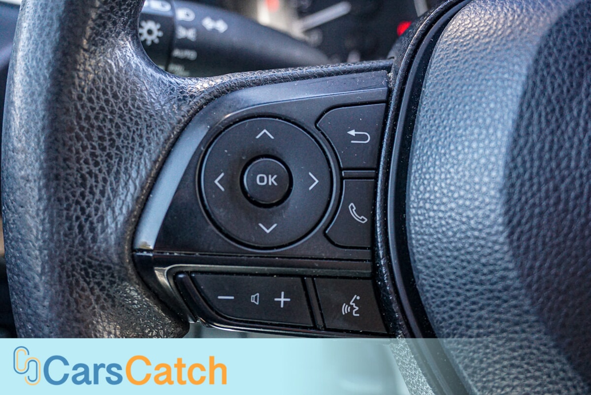 CARSCATCH - Used vehicle - SEDAN TOYOTA COROLLA 2020