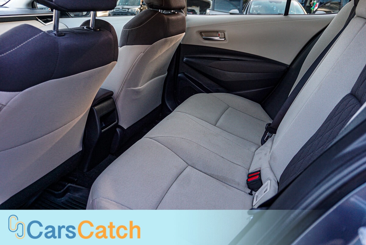 CARSCATCH - Used vehicle - SEDAN TOYOTA COROLLA 2020