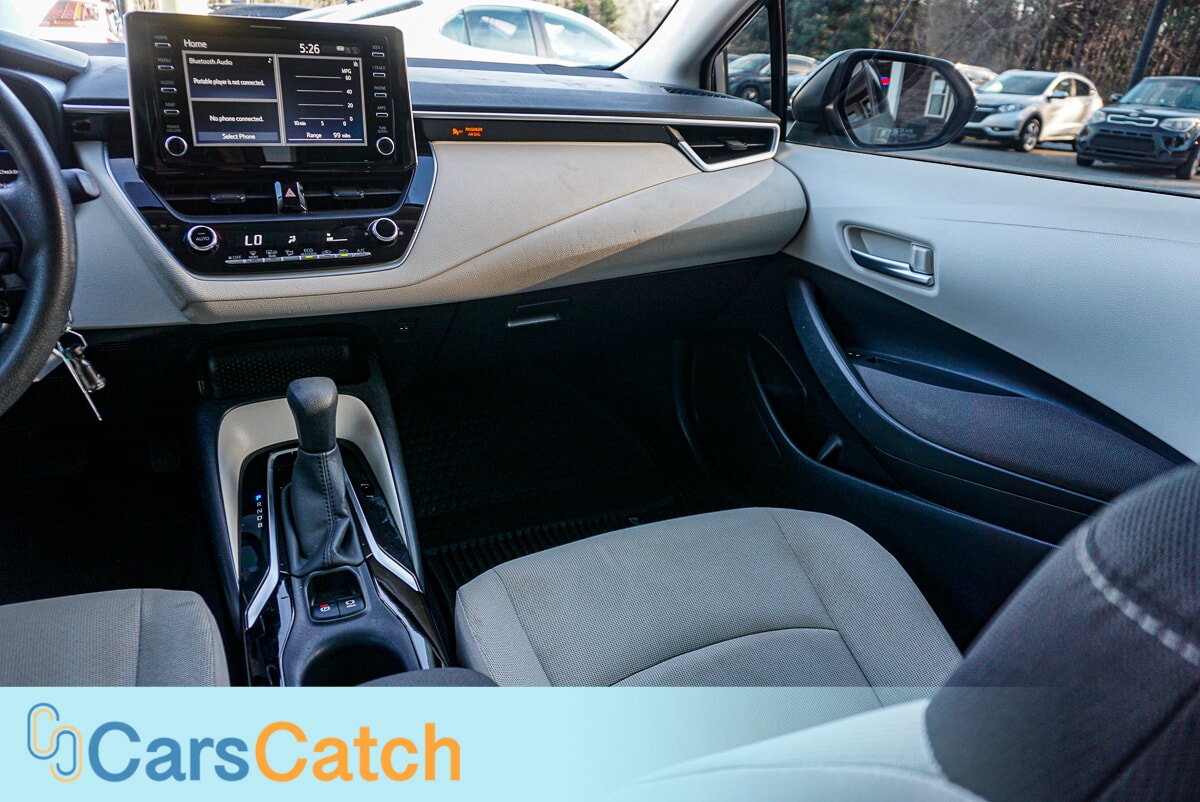 CARSCATCH - Used vehicle - SEDAN TOYOTA COROLLA 2020