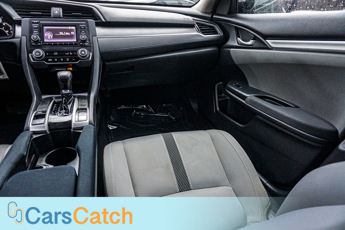 CARSCATCH - Used vehicle - SEDAN HONDA CIVIC 2016