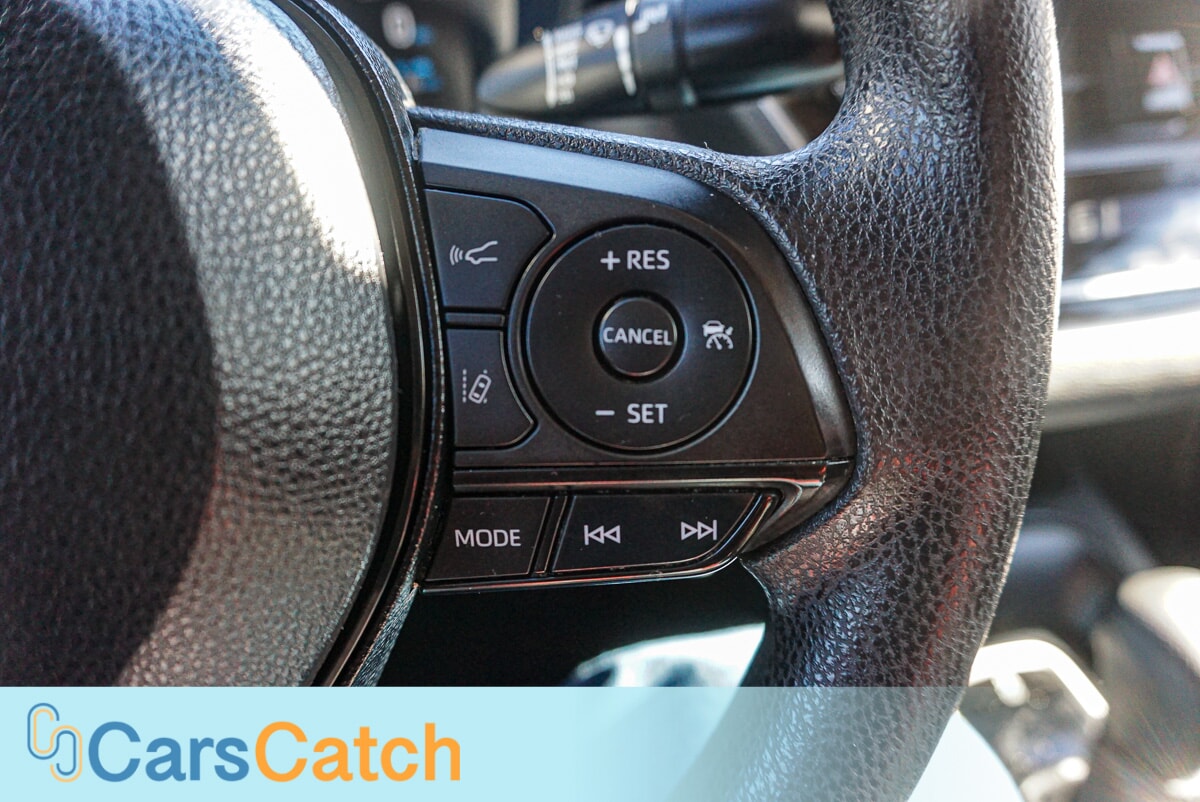 CARSCATCH - Used vehicle - SEDAN TOYOTA COROLLA 2021