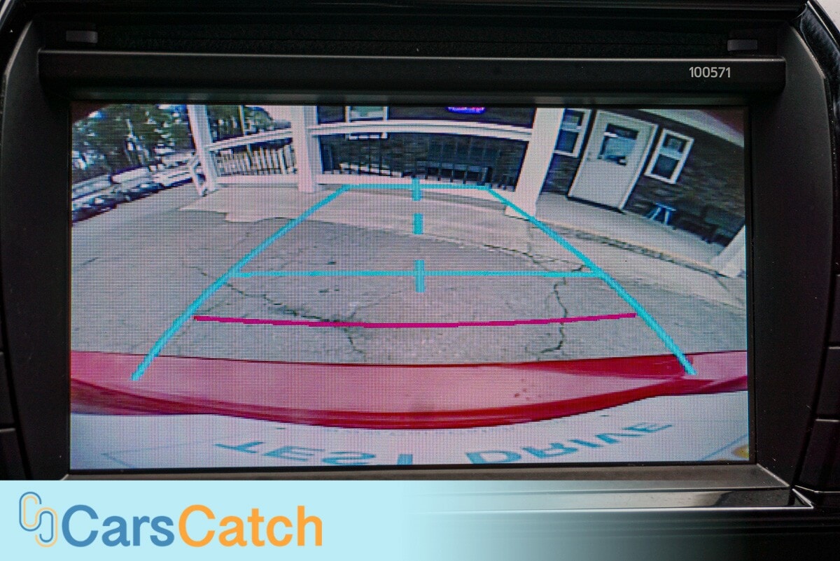 CARSCATCH - Used vehicle - SEDAN TOYOTA COROLLA 2016