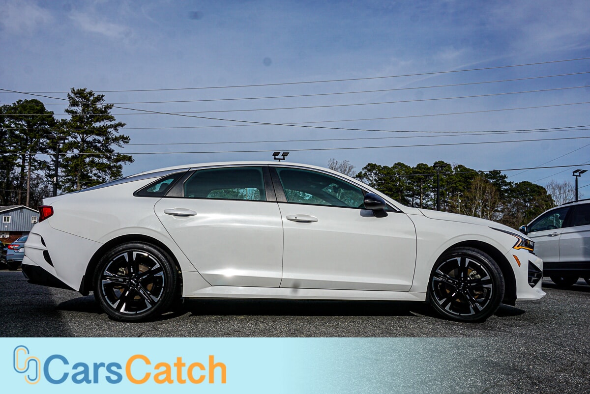 CARSCATCH - Used vehicle - SEDAN KIA K5 2022