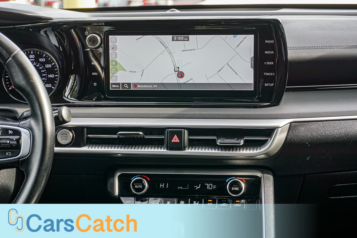 CARSCATCH - Used vehicle - SEDAN KIA K5 2022