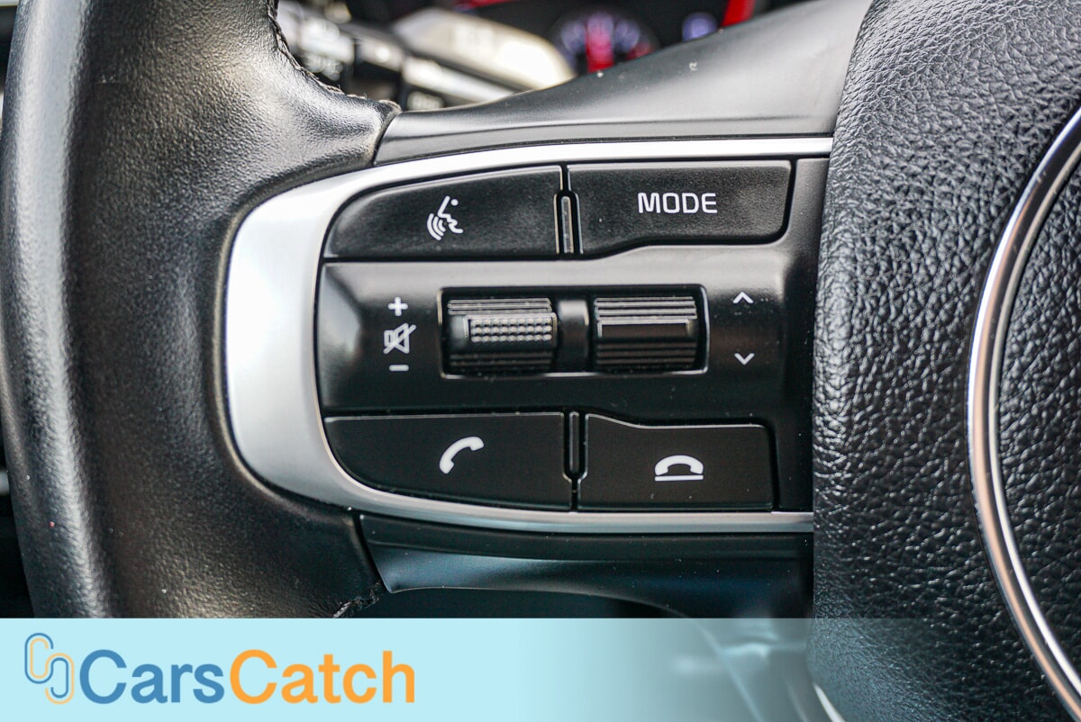 CARSCATCH - Used vehicle - SEDAN KIA K5 2022