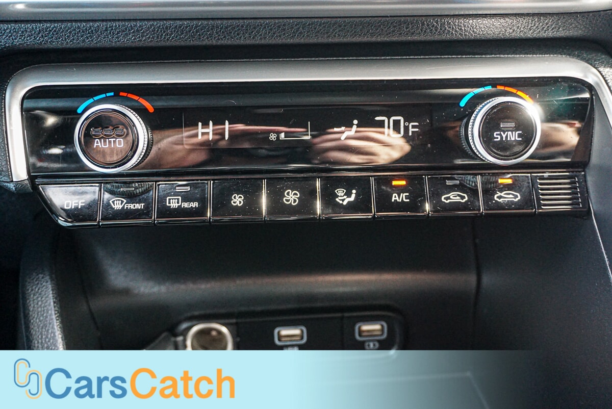 CARSCATCH - Used vehicle - SEDAN KIA K5 2022