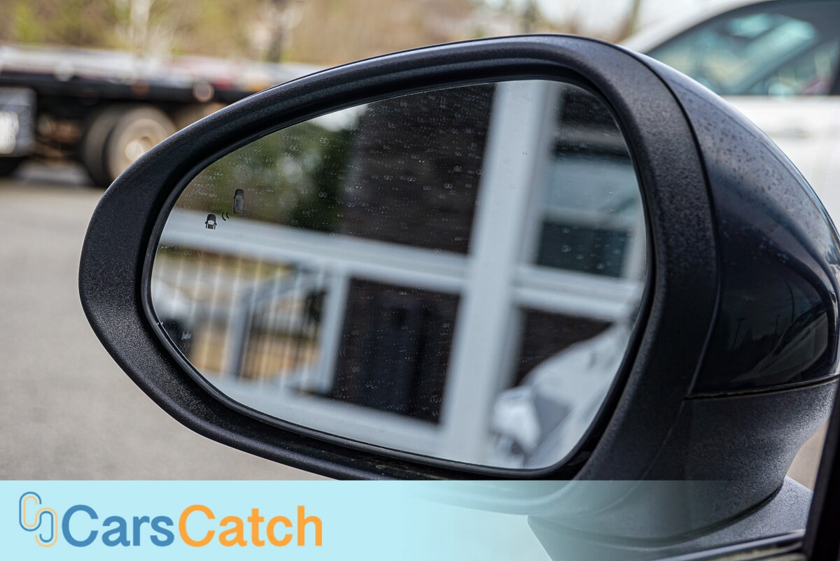 CARSCATCH - Used vehicle - SEDAN KIA K5 2022