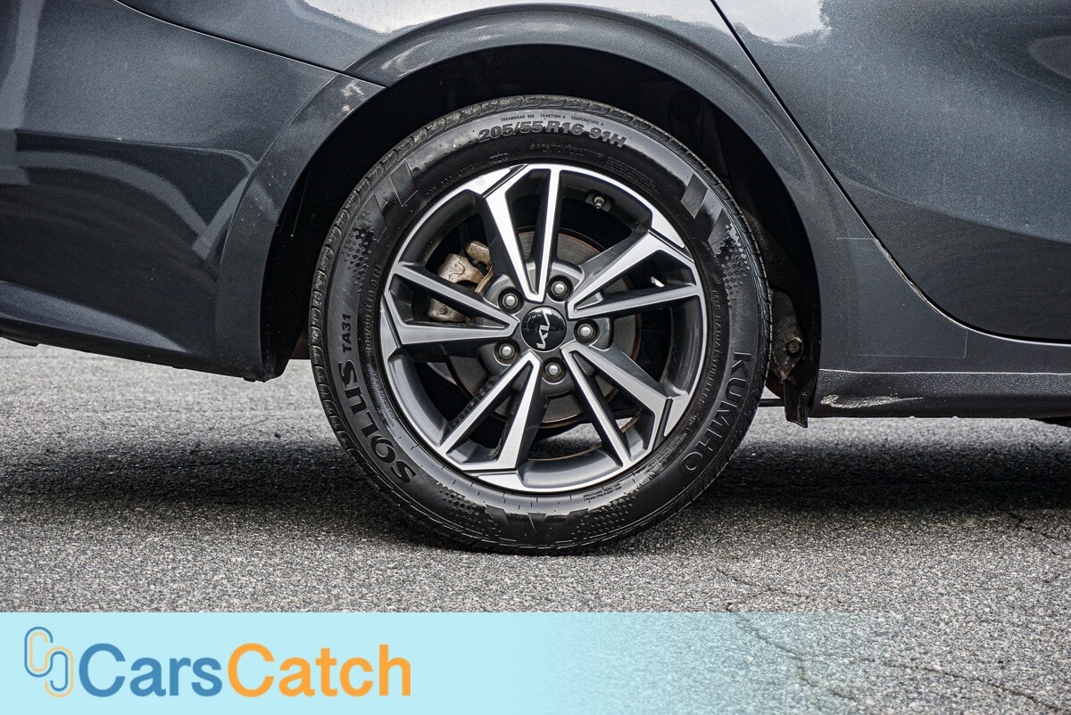 CARSCATCH - Used vehicle - SEDAN KIA FORTE 2023