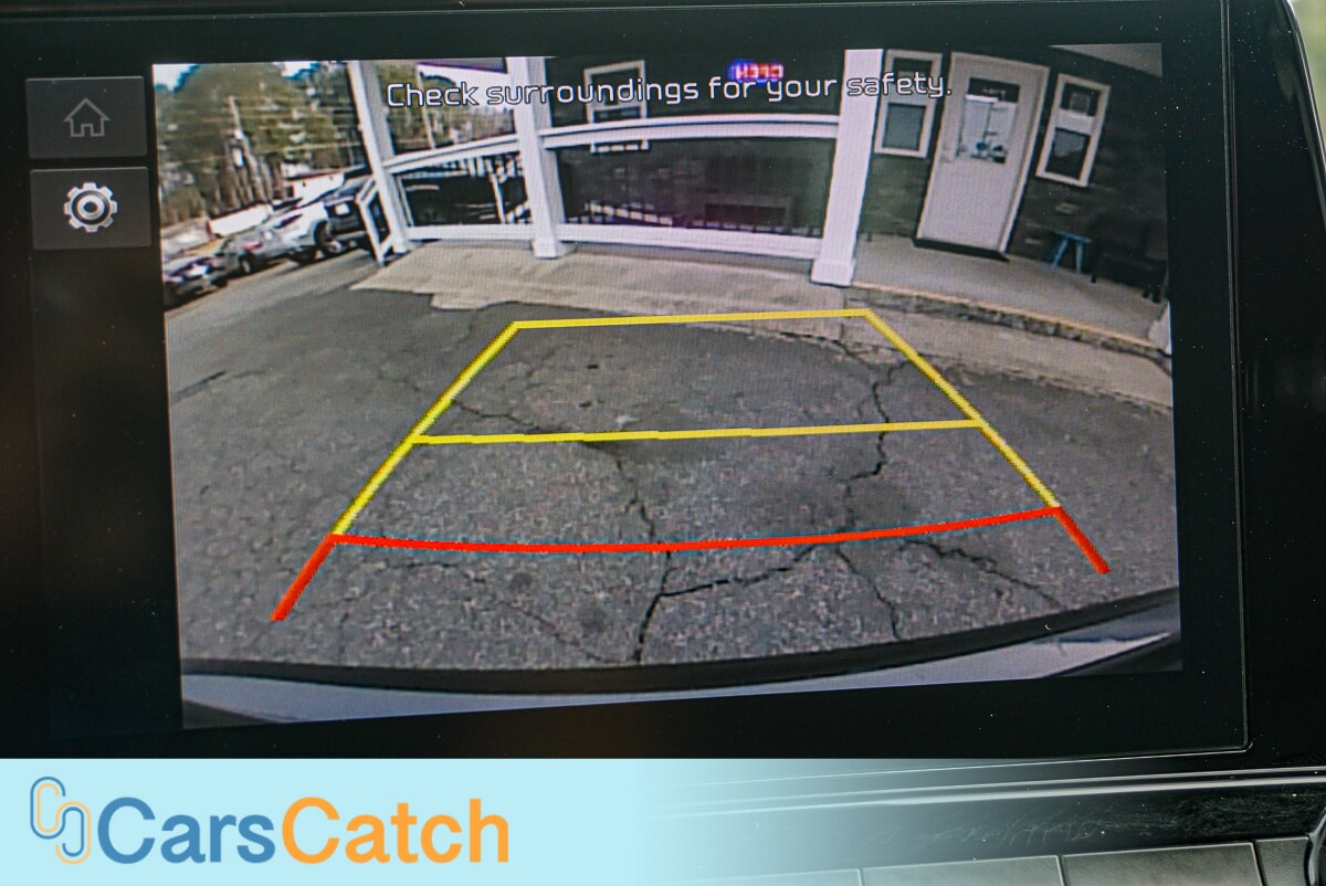 CARSCATCH - Used vehicle - SEDAN KIA FORTE 2023