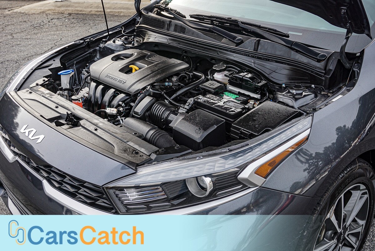 CARSCATCH - Used vehicle - SEDAN KIA FORTE 2023