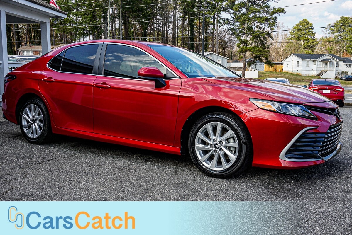 CARSCATCH - Used vehicle - SEDAN TOYOTA CAMRY 2024