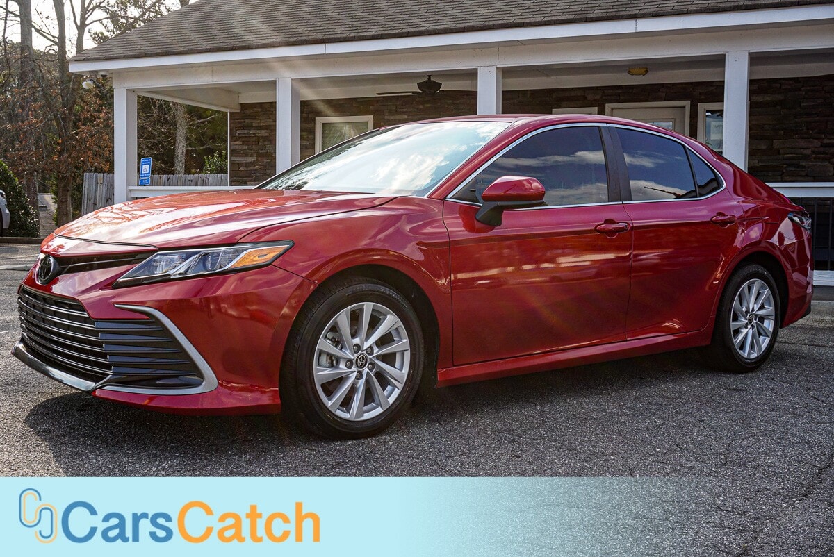 CARSCATCH - Used vehicle - SEDAN TOYOTA CAMRY 2024