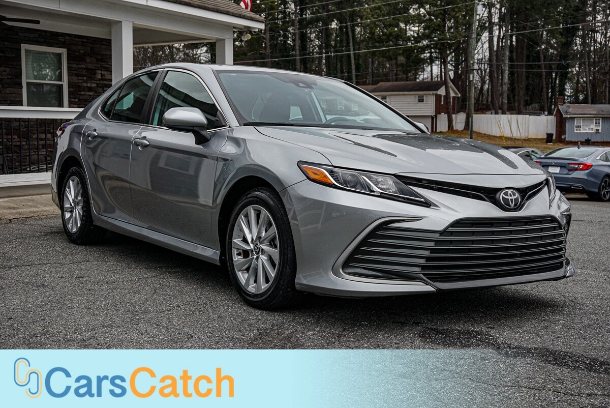CARSCATCH - Used vehicle - SEDAN TOYOTA CAMRY 2023
