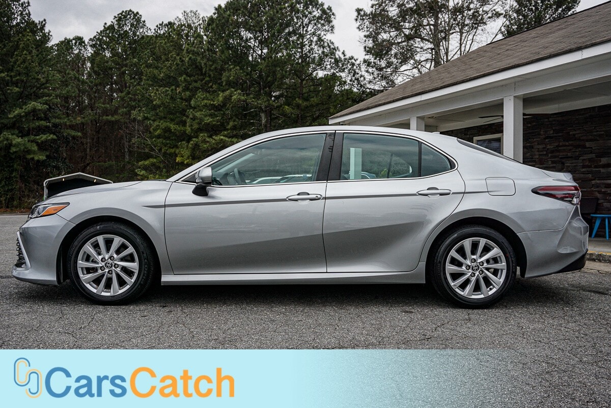 CARSCATCH - Used vehicle - SEDAN TOYOTA CAMRY 2023