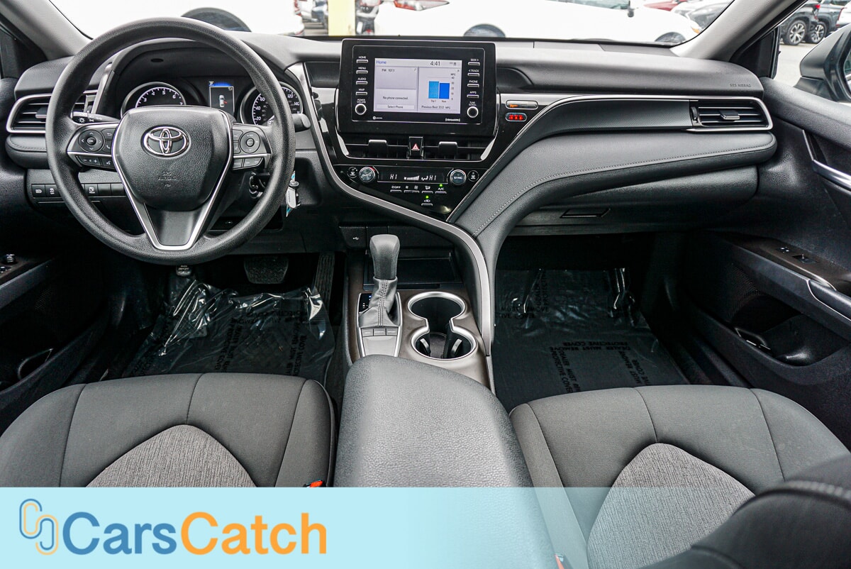 CARSCATCH - Used vehicle - SEDAN TOYOTA CAMRY 2023