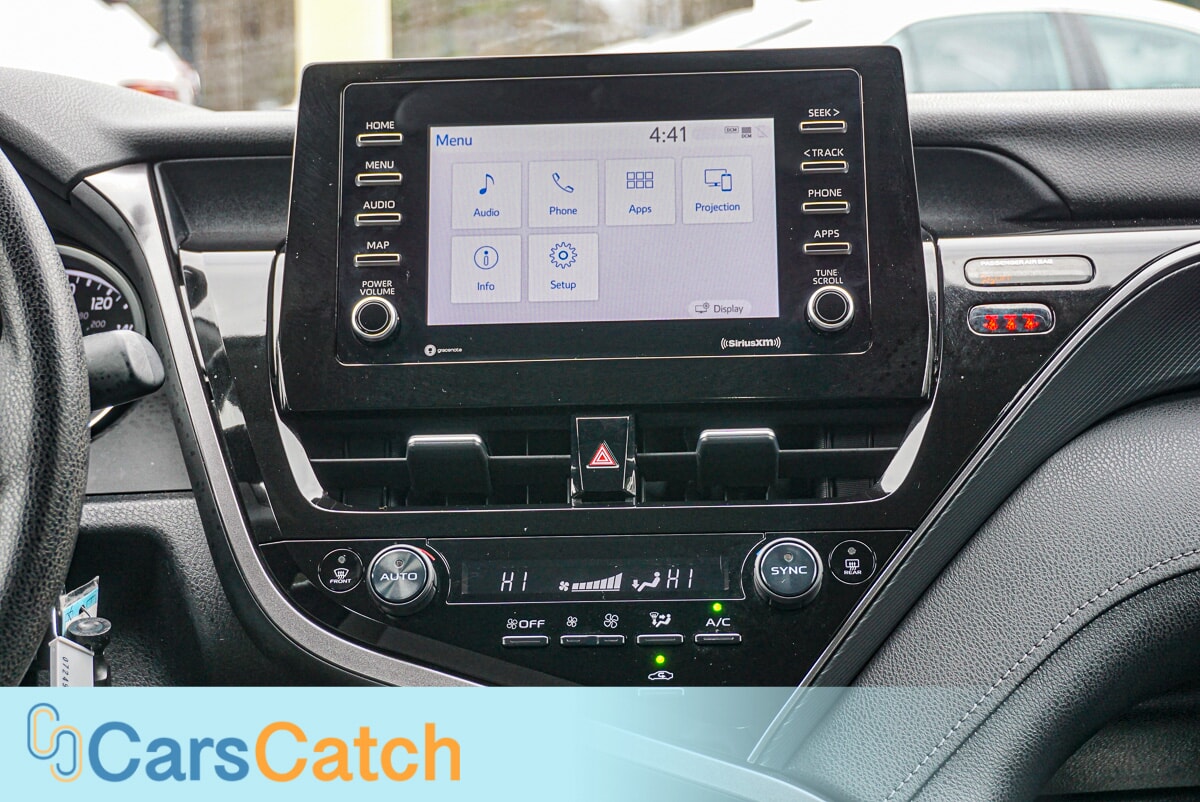 CARSCATCH - Used vehicle - SEDAN TOYOTA CAMRY 2023