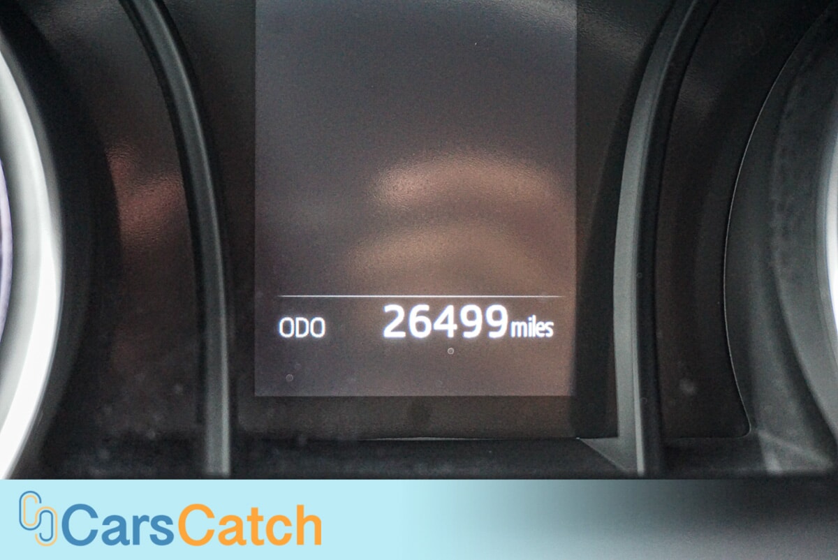 CARSCATCH - Used vehicle - SEDAN TOYOTA CAMRY 2023